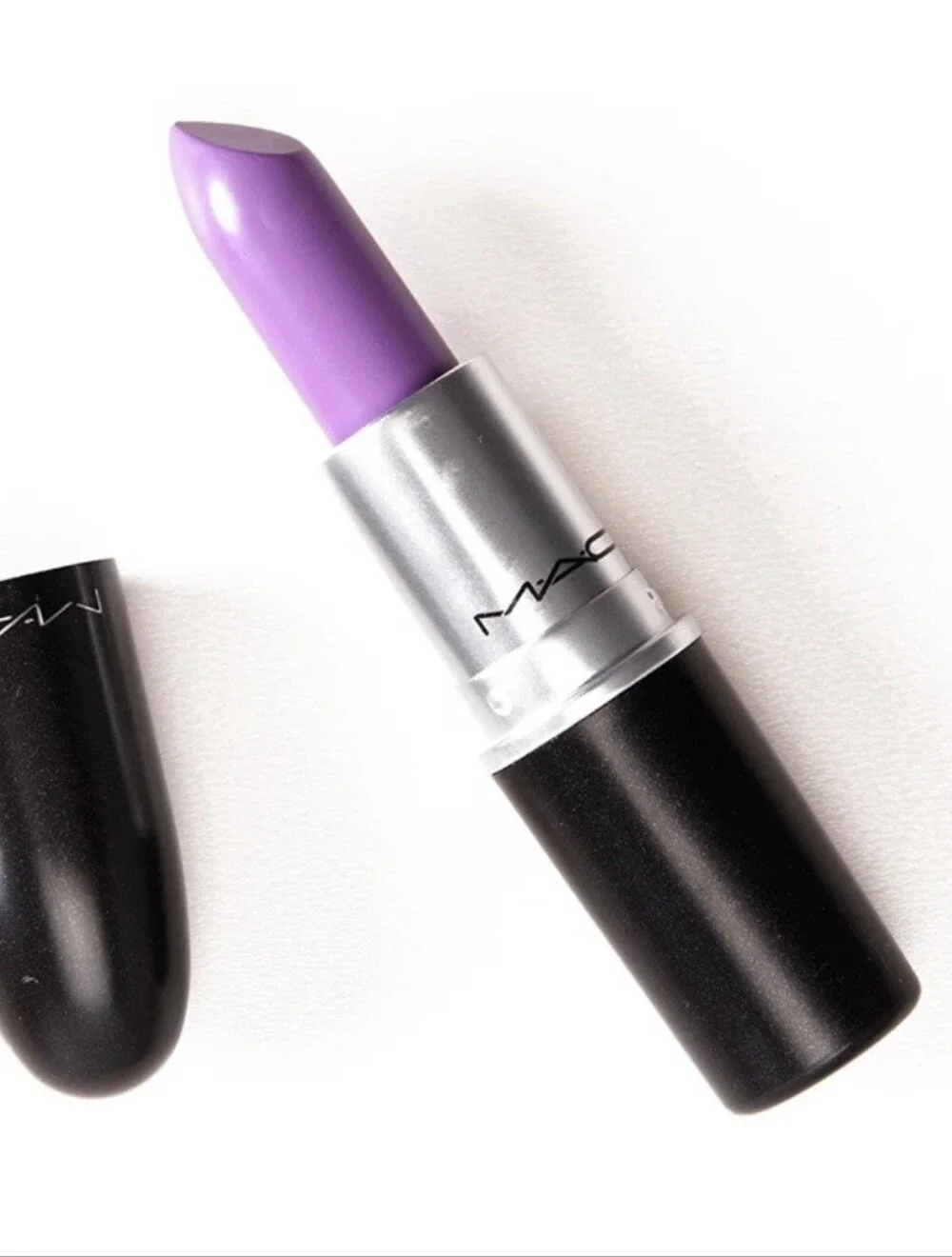 MAC Amplified Creme Lipstick Lured In New
